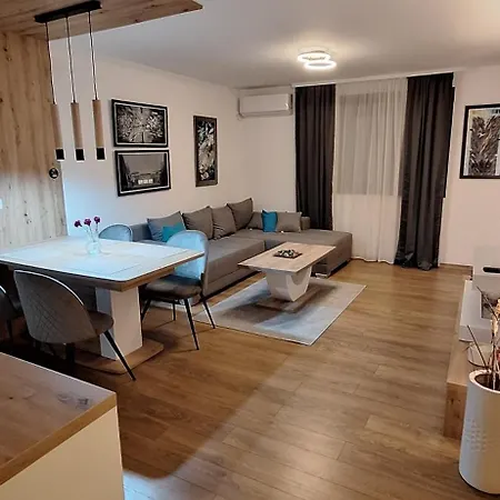 Zelena Laguna Apartment